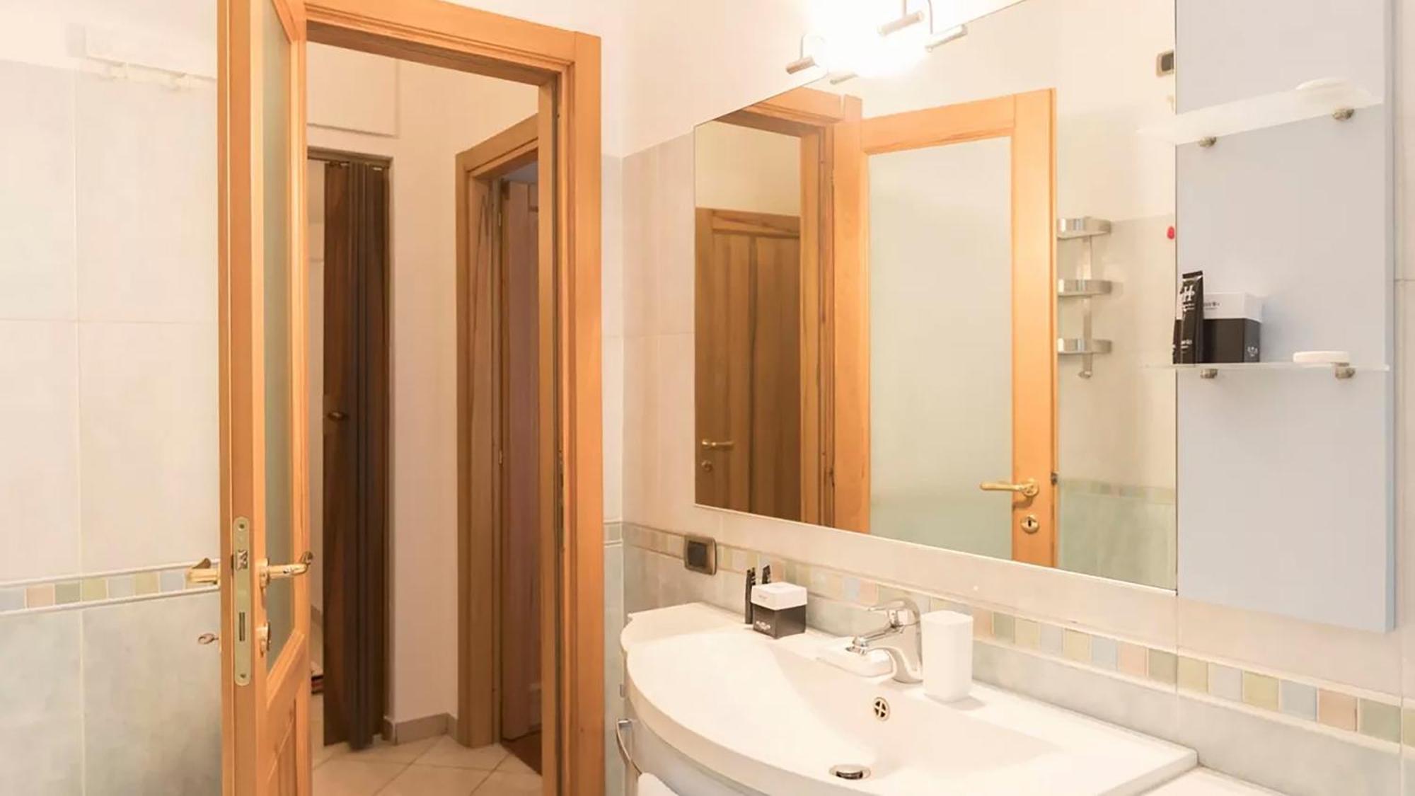 Classbnb - Two Apartments 400 Meters From The Duomo Milão Exterior foto